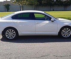 Volkswagen Passat 151 2.0 litre diesel - Image 10/10