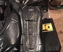 Alpinestar chest protector size medium adult - Image 3/3