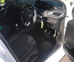 2016 Peugeot 208