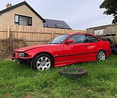 E36 323