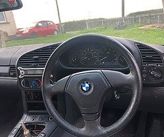 E36 323 - Image 4/6