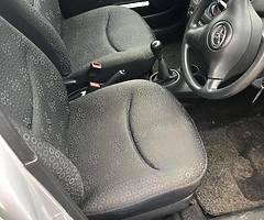 Toyota yaris 1.0petrol 2004year