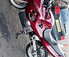 1998 Suzuki 750 - Image 7/10