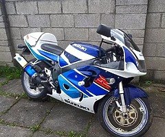 Gsxr 750 - Image 3/3