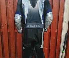 Richa leathers UK 50