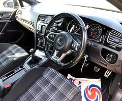 2015 Volkswagen Golf - Image 6/9