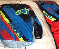 Like
New only selling cause it’s to small