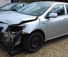07 corolla 1.4 VVTi Parts available