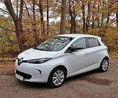 Renault Zoe Electric Car (2016)