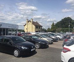 LOOKING FOR A NEW CAR?  - Image 6/9