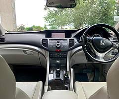 2010 Honda Accord 2.2iDtec EX Automatic - Image 8/10