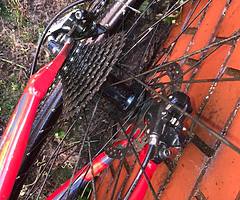 Mountain bike - Image 8/8