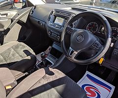 2014 Volkswagen Tiguan 2.0 TDi BlueMotion Tech Match 5dr - Image 8/10