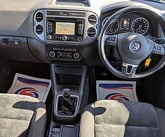 2014 Volkswagen Tiguan 2.0 TDi BlueMotion Tech Match 5dr - Image 9/10
