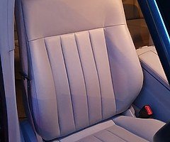 Mercedes Benz E300 AMG Sport Bluetec Hybrid - Image 8/10