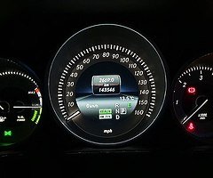 Mercedes Benz E300 AMG Sport Bluetec Hybrid - Image 10/10