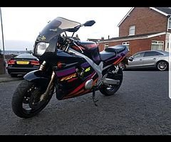 1994 Yamaha Fzr