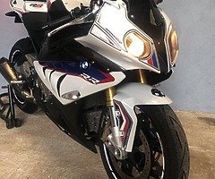 S1000rr gen 2 (low miles)