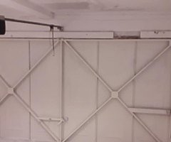 electric garage door 14 x 7 foot - Image 5/8