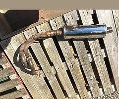 Exhaust system ER6