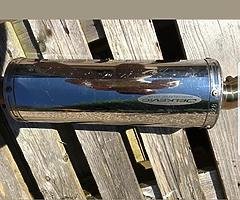 Exhaust system ER6