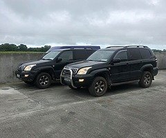 04 Toyota landcruiser jeeps for dismantling only