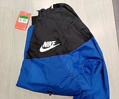 Rain jacket xs