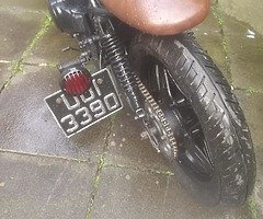 1979 Honda CB - Image 4/9