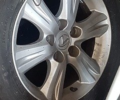 4 Lexus wheels