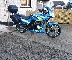 Kawasaki gpz500s