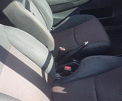 2005 Honda Civic - Image 8/10