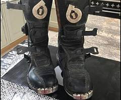 Boys motocross boots eu size 38 UK size 5