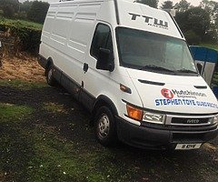 Iveco Daily Race van