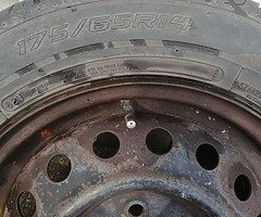 Tyres 175/65 R14 with wheels - Image 3/3