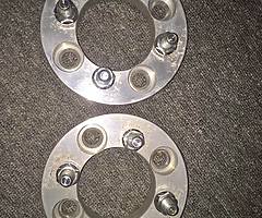 Wheel adapters