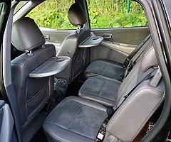 2005 Nissan Almera Tino - Image 7/10