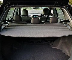 2005 Nissan Almera Tino - Image 8/10