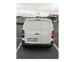 2012 partner 3 seater - Image 3/10