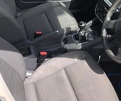 Volkswagen Golf - Image 3/4