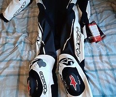 Alpinestars Atum suit