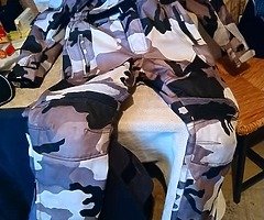 Boys motorbike safety gear - Image 4/6