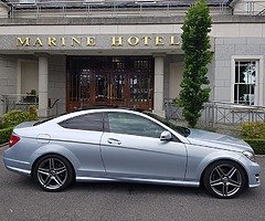 Mercedes Benz 220Ccoupe - Image 3/10