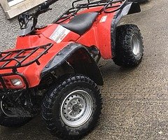 Honda big red quad non runner - Image 4/5