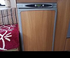 2008 swift charisma - Image 9/10