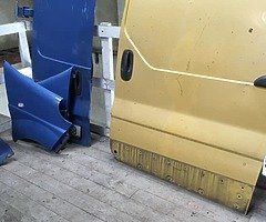 Bullbars Roofracks Towbars Etc Fit vivaro Traffic - Image 10/10