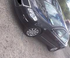 B6 Passat breaking