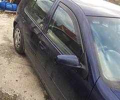 Breaking cars mk4 golfs