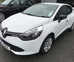 2014 Renault Clio IV 1.2 Expression in Glacier white,only 29k miles, Tax 270 €7,950