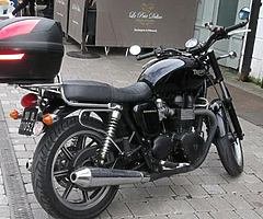 Triumph Bonneville - Image 3/4