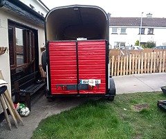 Horse box - Image 3/5